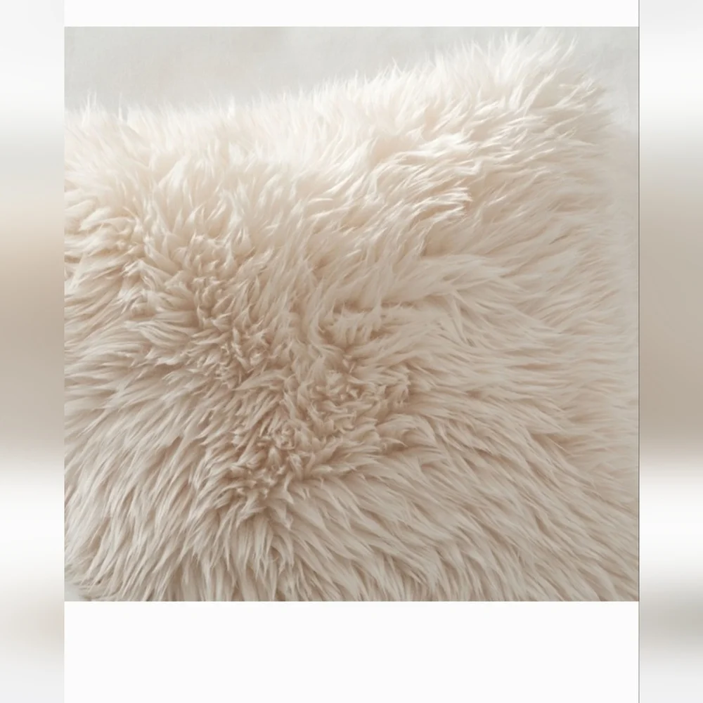 Pottery Barn Set of Two Luxe Faux Fur Euro Shams. NWT.